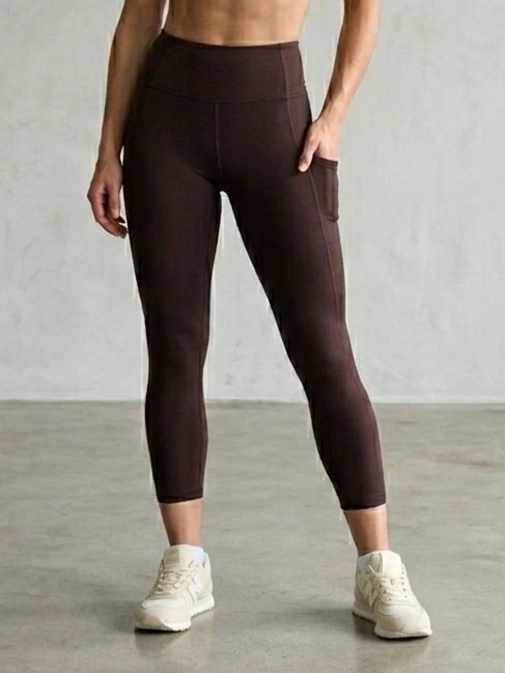Zella Studio Luxe High Waist Pocket ¾ Length Legging in Burgundy Fudge